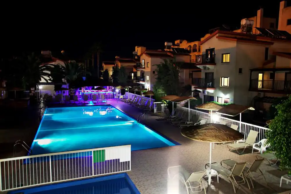 WINDMILLS HOTEL APARTMENTS