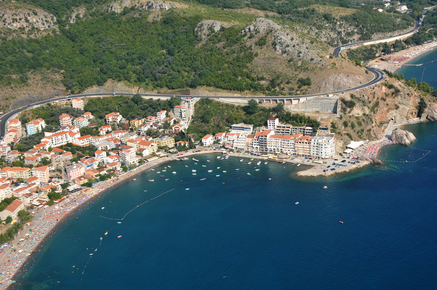 letovanje Rafailovići apartmani uz more